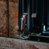 Wahl 5 Star cordless Magic Clip Rood Snoer/Snoerloze Tondeuse - verchroomd stagger-tooth-mes, 46 mm, variabele taper 0,5 mm - 1,2 mm